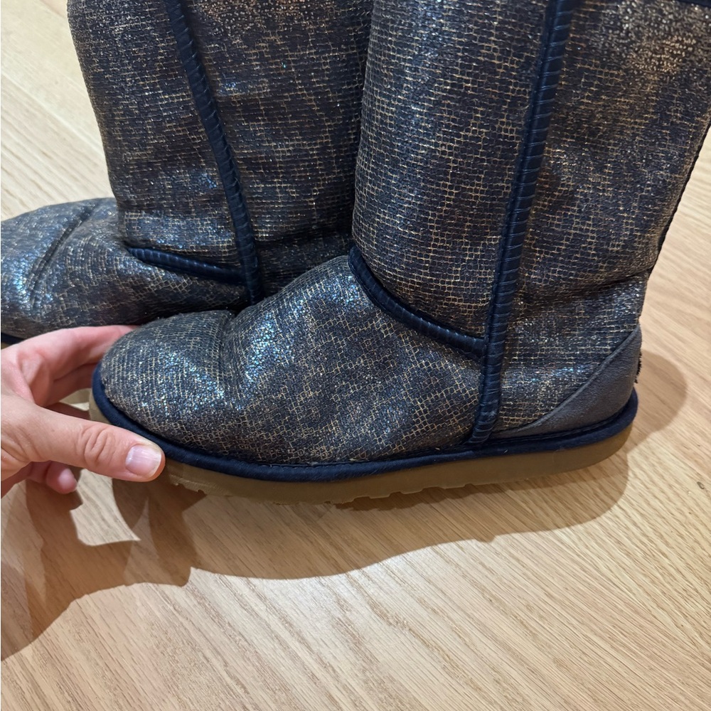 UGG Shimmering Navy Boots - Picture 2 of 7